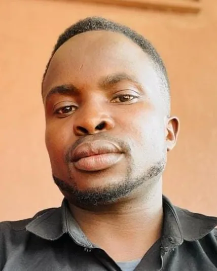 Portrait of Solomon Ngcobo, director of Power Timber Enterprise.